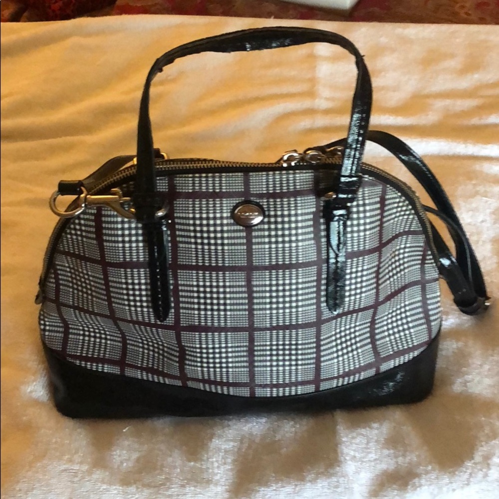 Coach Leather Shoulder Bag.